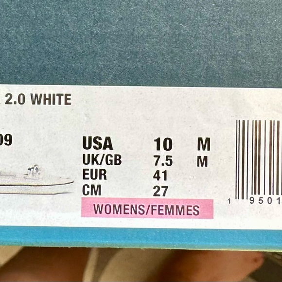 Sperry Women’s Light Gray Canvas Boat Shoes - Picture 9 of 9